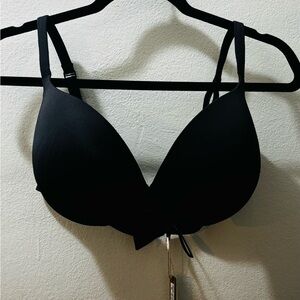 SKIMS Ultimate Push Up Plunge 40D